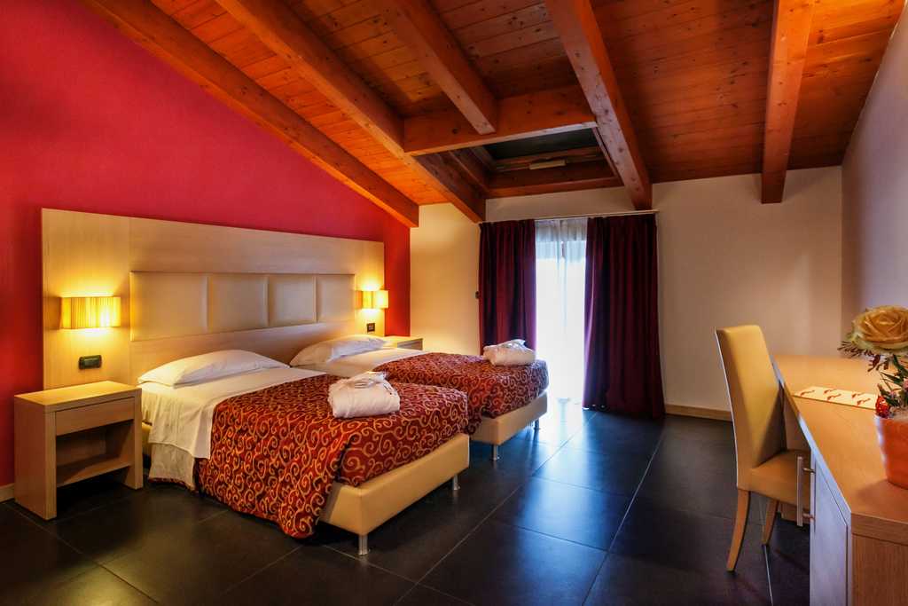 Magri costruzioni hotel eridano pavia2